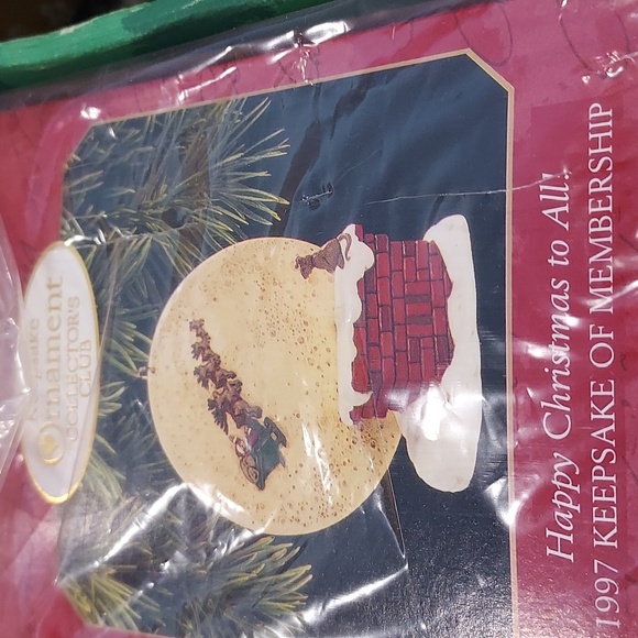 Hallmark 1997 Membership Kit - Picture 4 of 5